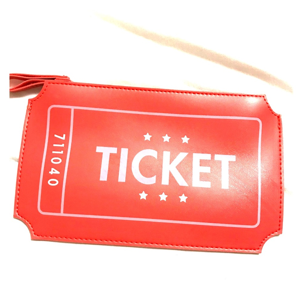 Ticket Coral Ipsy makeup bag